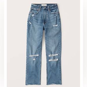 Abercrombie Curve Love Ultra High Rise Ankle Straight Jeans 26